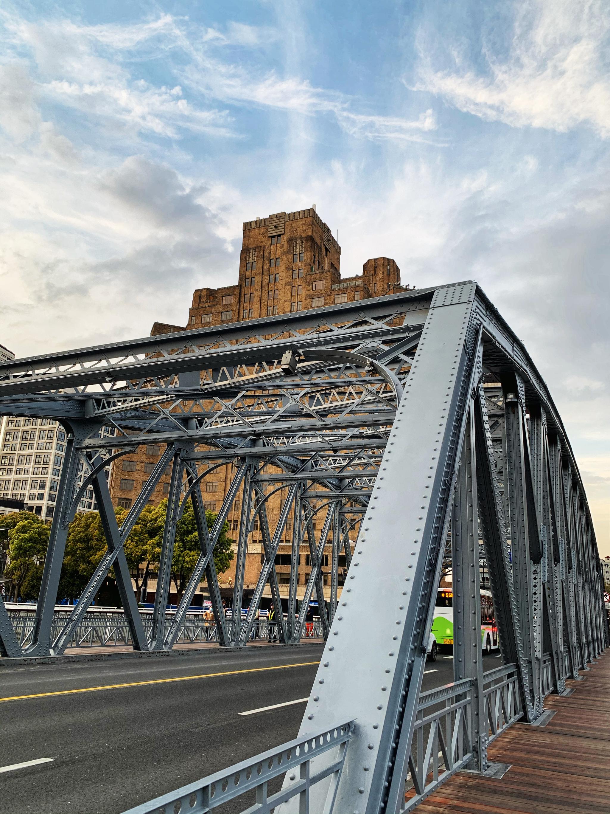 屹立百年的外白渡桥,散发着独特的魅力_高清图集_新浪网