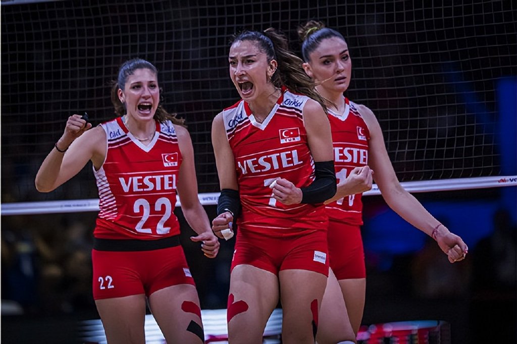 30欧洲女排劲旅横扫头号种子晋级决赛助中国女排守住前4