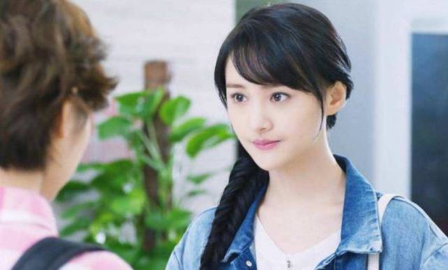 郑成华回应女儿官司缠身及张恒爆料,疑郑爽小号再发声获粉丝力挺