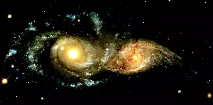 这个塞弗特星系,竟是两个星系合并的结果!距离地球才2.78亿光年