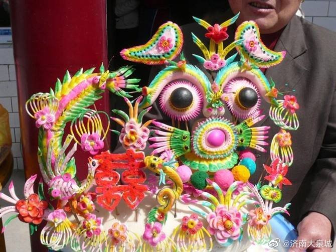 还是我国的非物质文化遗产呢,小编搜集了不少非常精美的花馍,快来过过