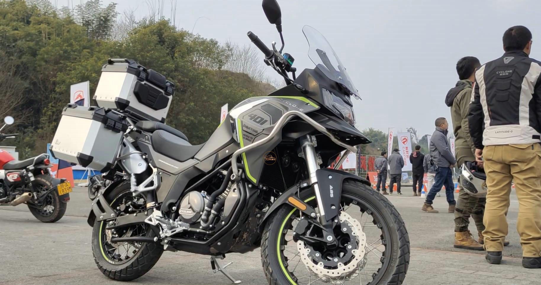 国产400cc休旅摩托新标杆赛科龙rx401车型解读