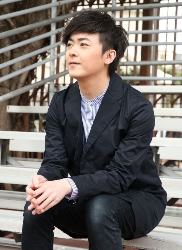 拍拖11年不婚即分!前女友转身嫁做他人妻,洪卓立大方笑送祝福|洪卓立|