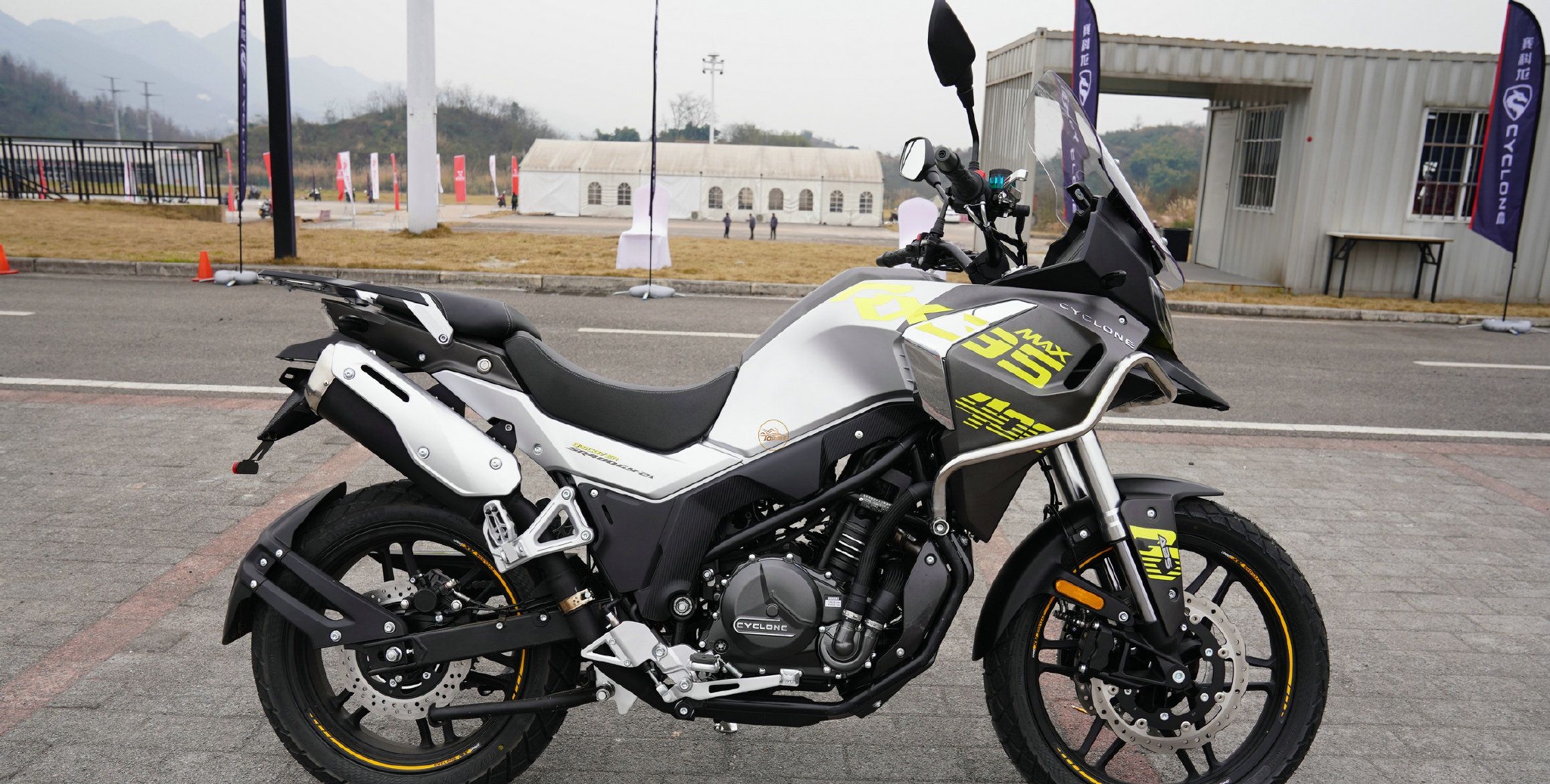 国产400cc休旅摩托新标杆赛科龙rx401车型解读