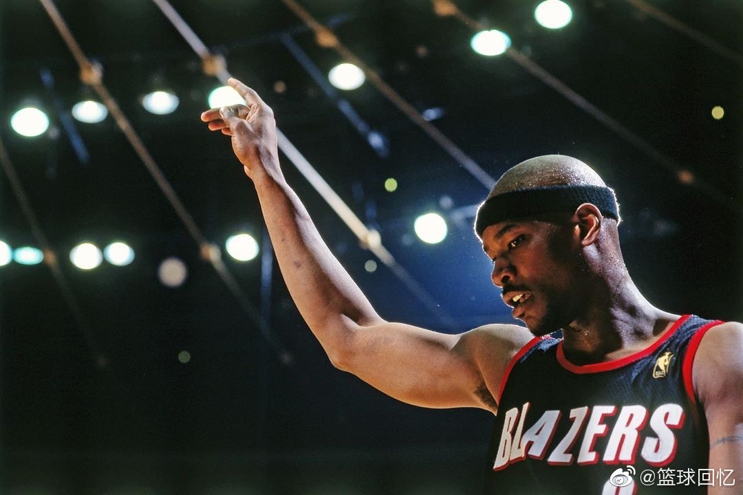 前开拓者球员克利福德-罗宾逊于今日去世,享年54岁_高清图集_新浪网