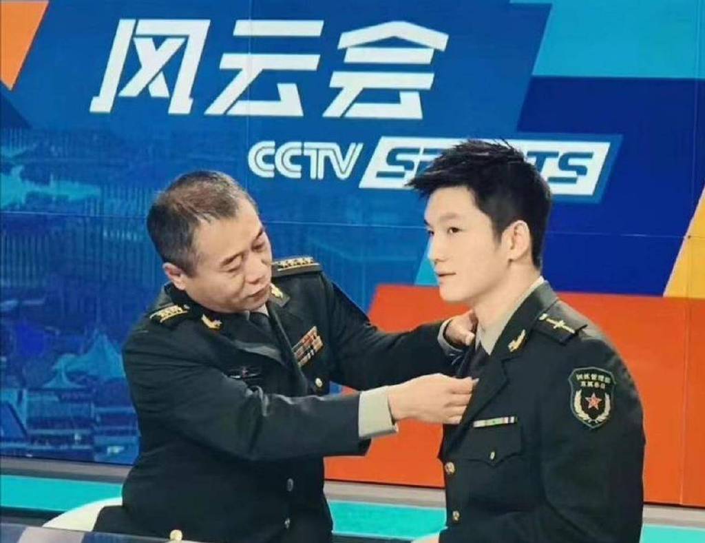 乒坛传奇王涛,军衔比刘国梁还高,57岁暴瘦,弟子也是奥运冠军!|乒乓球|樊振东|国乒|国家队|比赛_新浪体育_新浪新闻