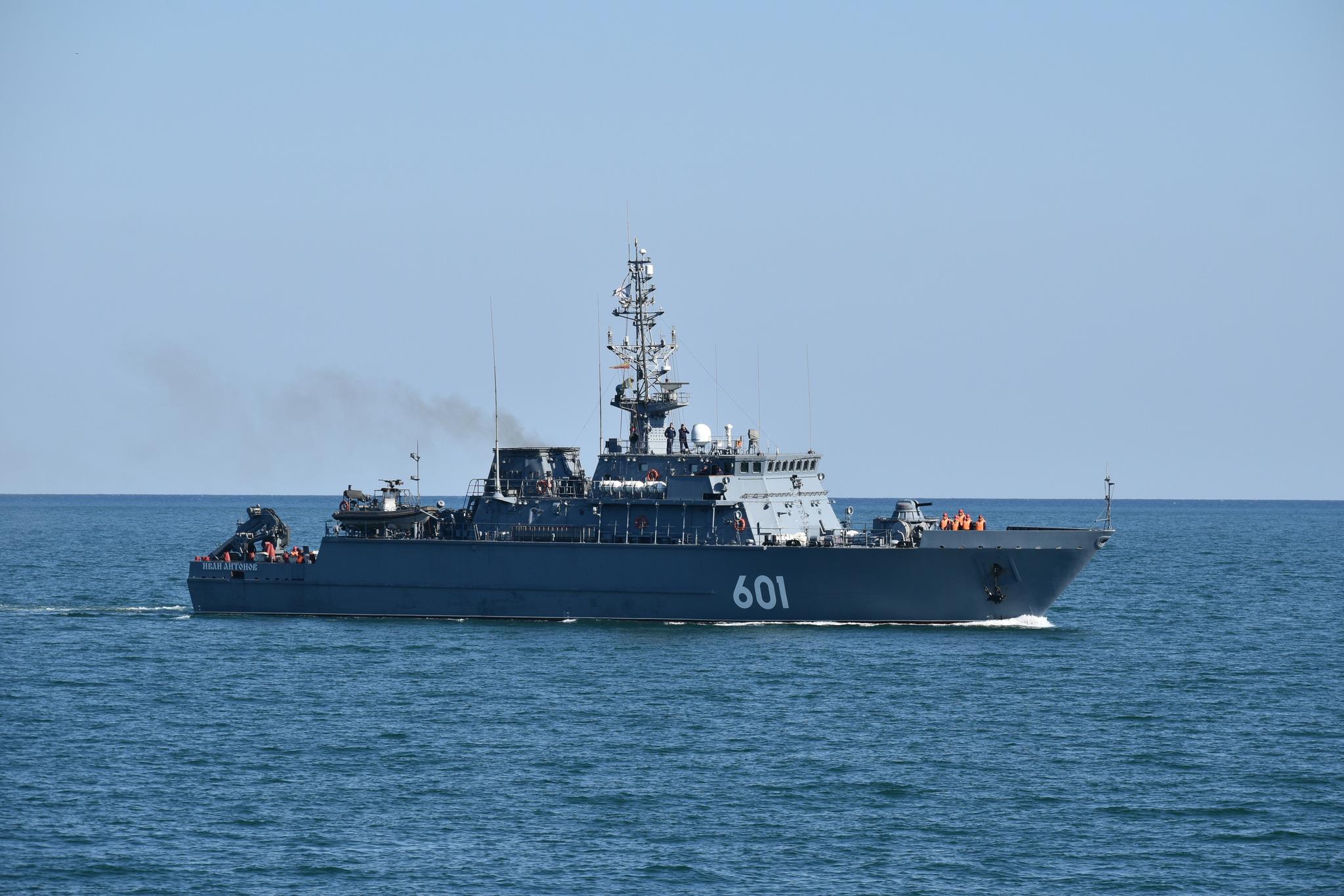 黑海舰队扫雷艇12700型伊万·安东诺夫号完成第一次作战任务后返回