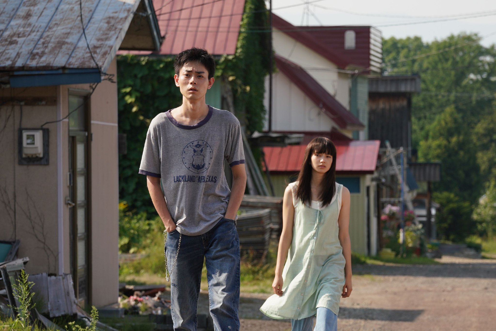 菅田将晖 x 小松菜奈|菅田将晖_新浪新闻