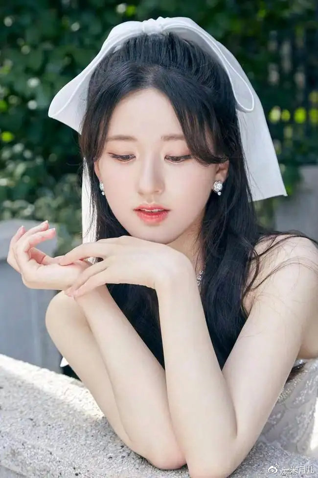 赵露思接受采访时，走好人生的一步，家人是坚强的后盾休闲区蓝鸢梦想 - Www.slyday.coM