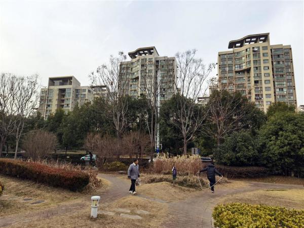 想锻炼没场馆？上海市民建议公园增加体育设施，有回复了……休闲区蓝鸢梦想 - Www.slyday.coM