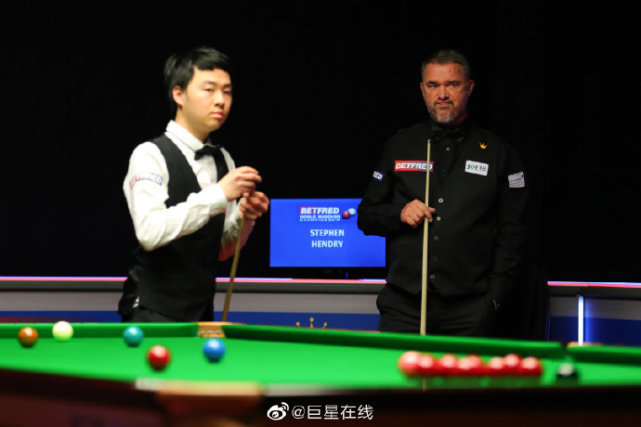 中国小将6-1横扫7届世锦赛冠军,白朗宁1-0开局,首