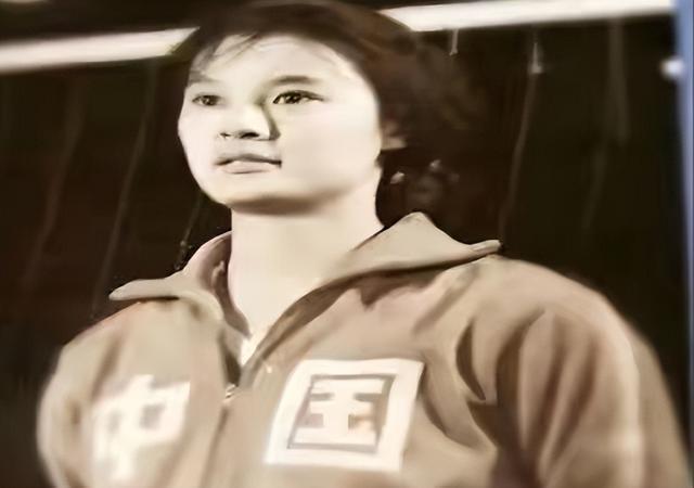 周晓兰:女排5连冠功臣,退役后官居高位,仅8个月被迫辞职