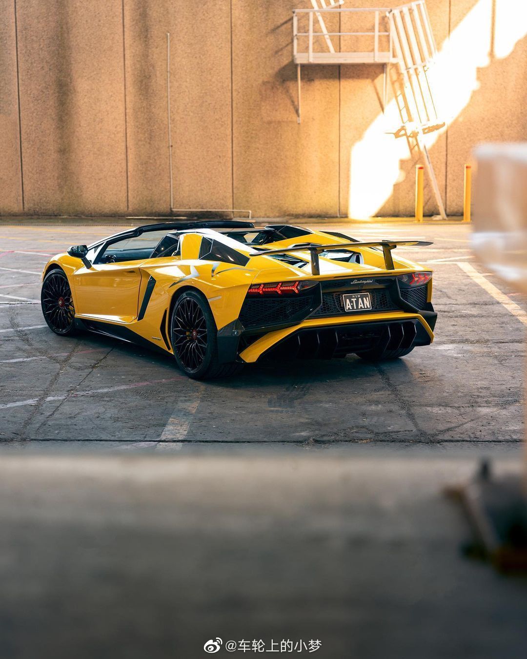 兰博基尼aventadorsvroadster