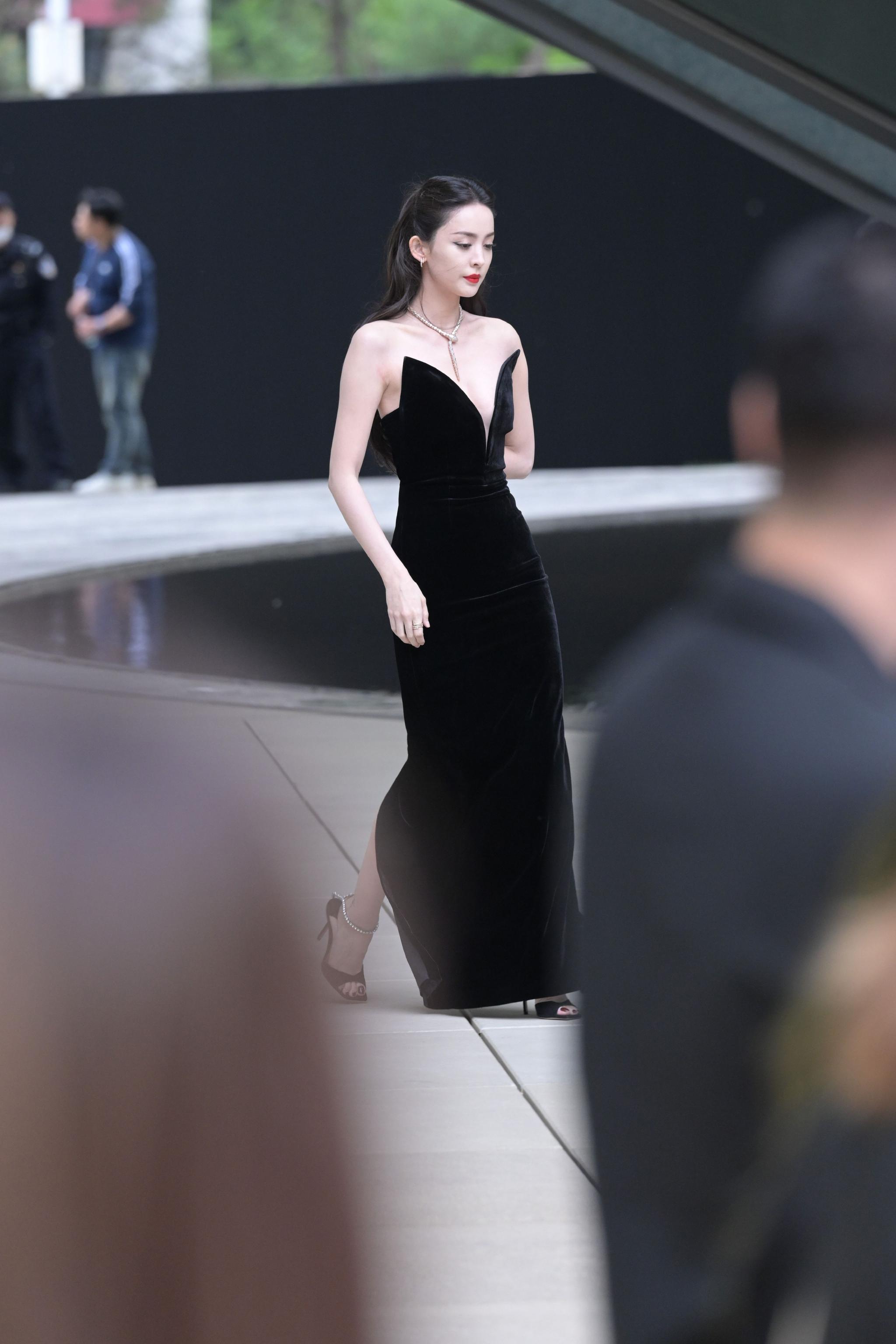 古力娜扎 好身材