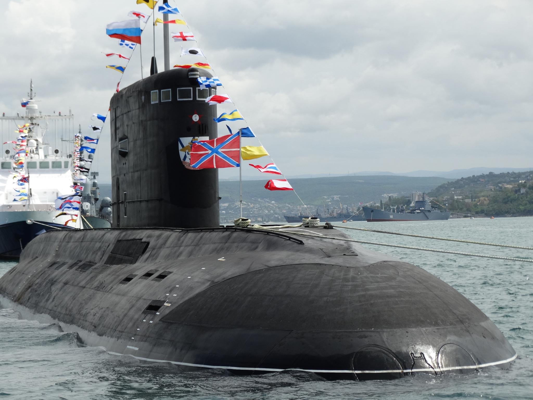 俄国海军大洋黑洞基洛级常规潜艇_高清图集_新浪网