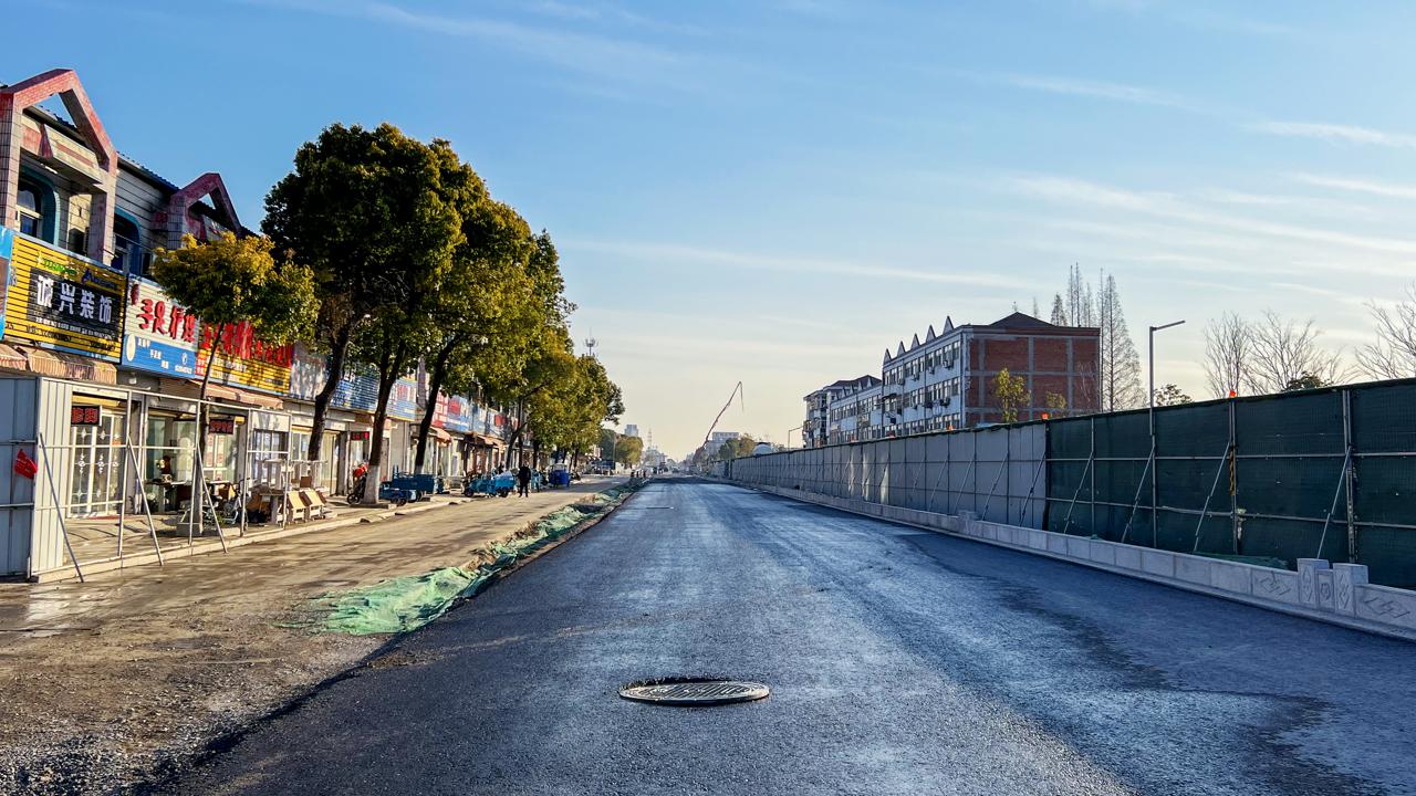 扬州生态科技新城曙光路快车道工程完工