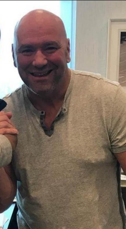 气愤！李景亮身披国旗或遭UFC重罚，拼死拼活赚的血汗钱要没了休闲区蓝鸢梦想 - Www.slyday.coM