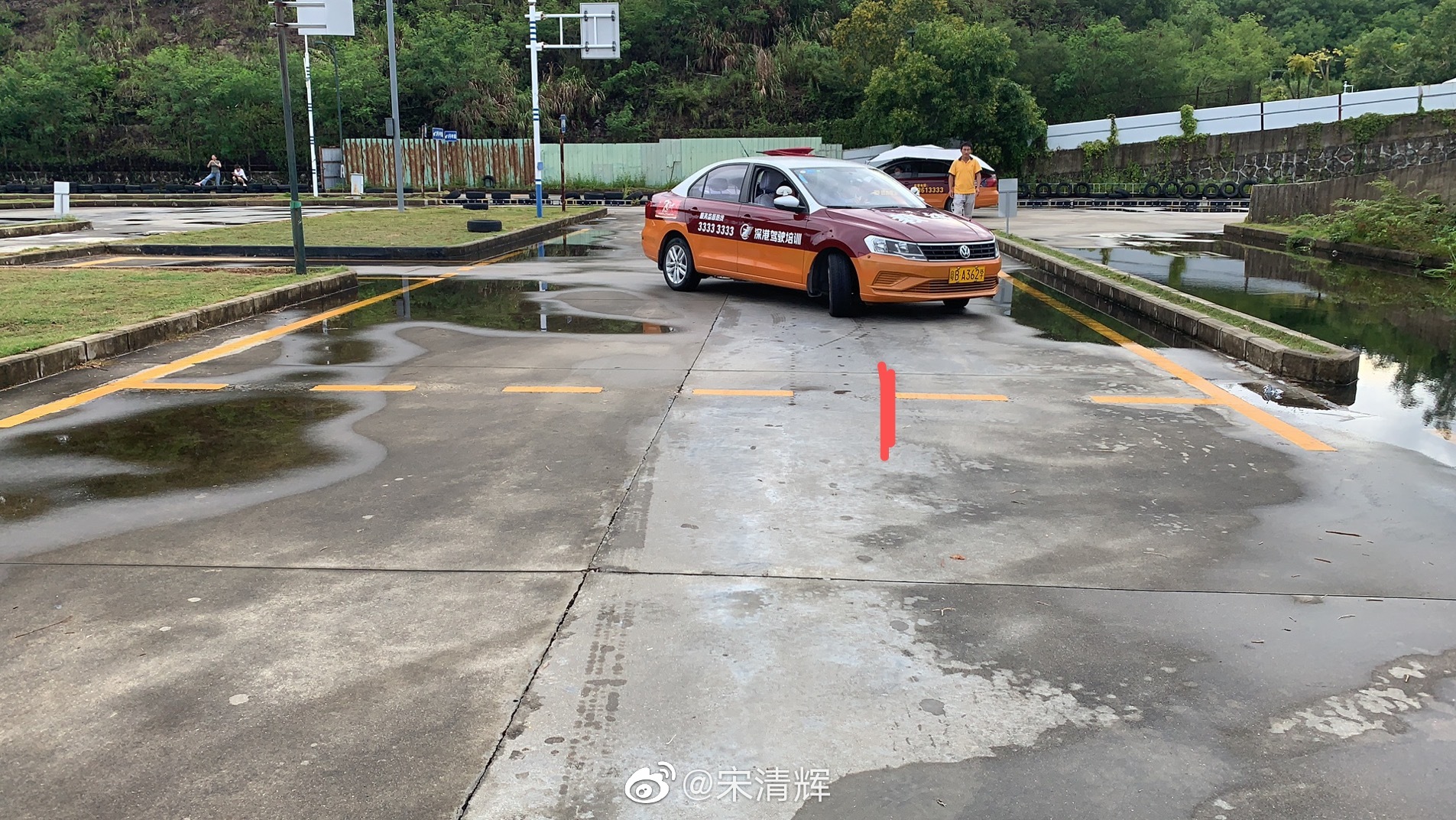 给正在练习科目二的学车者参考,认真练就能轻松一把过.