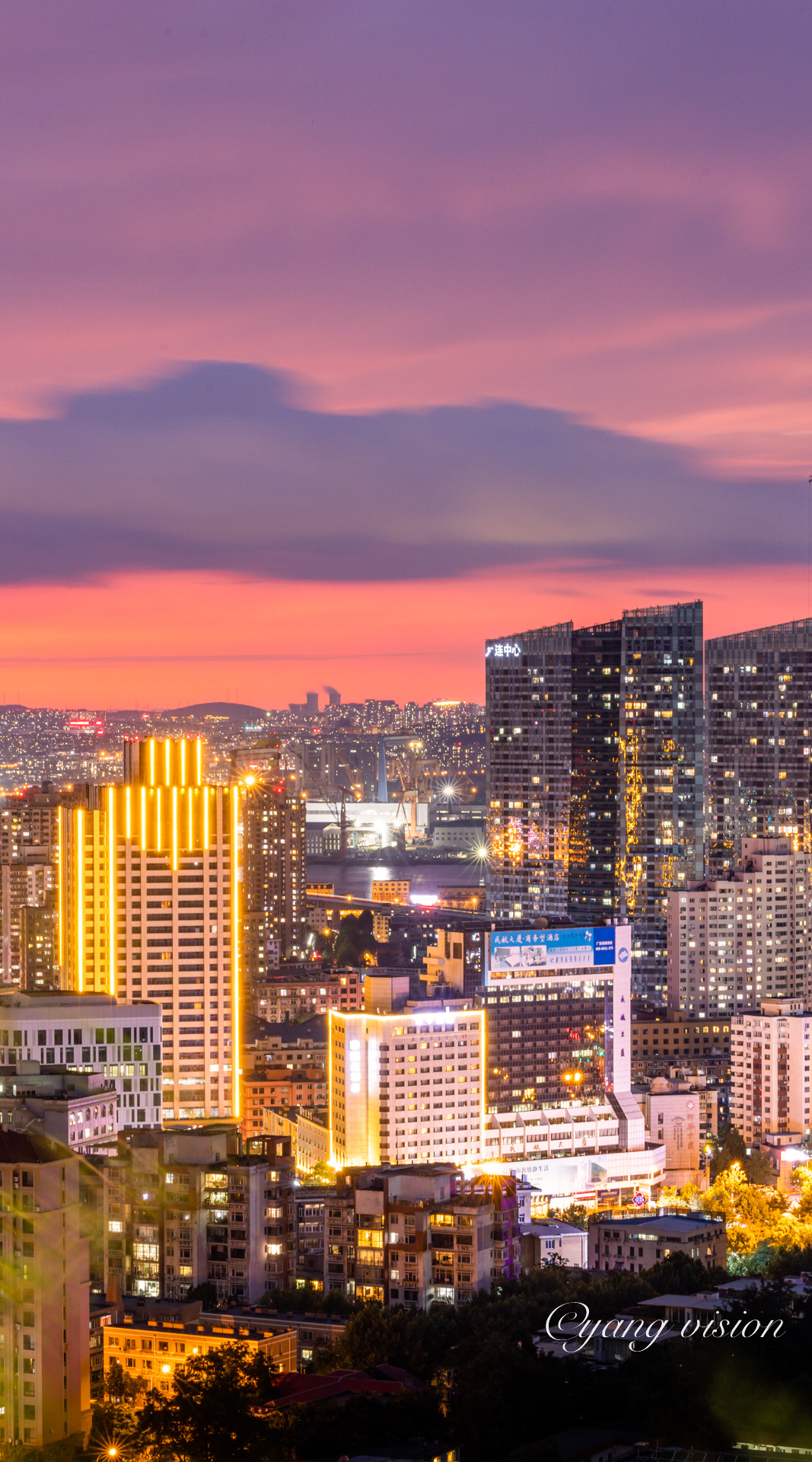 大连,夜色美__财经头条