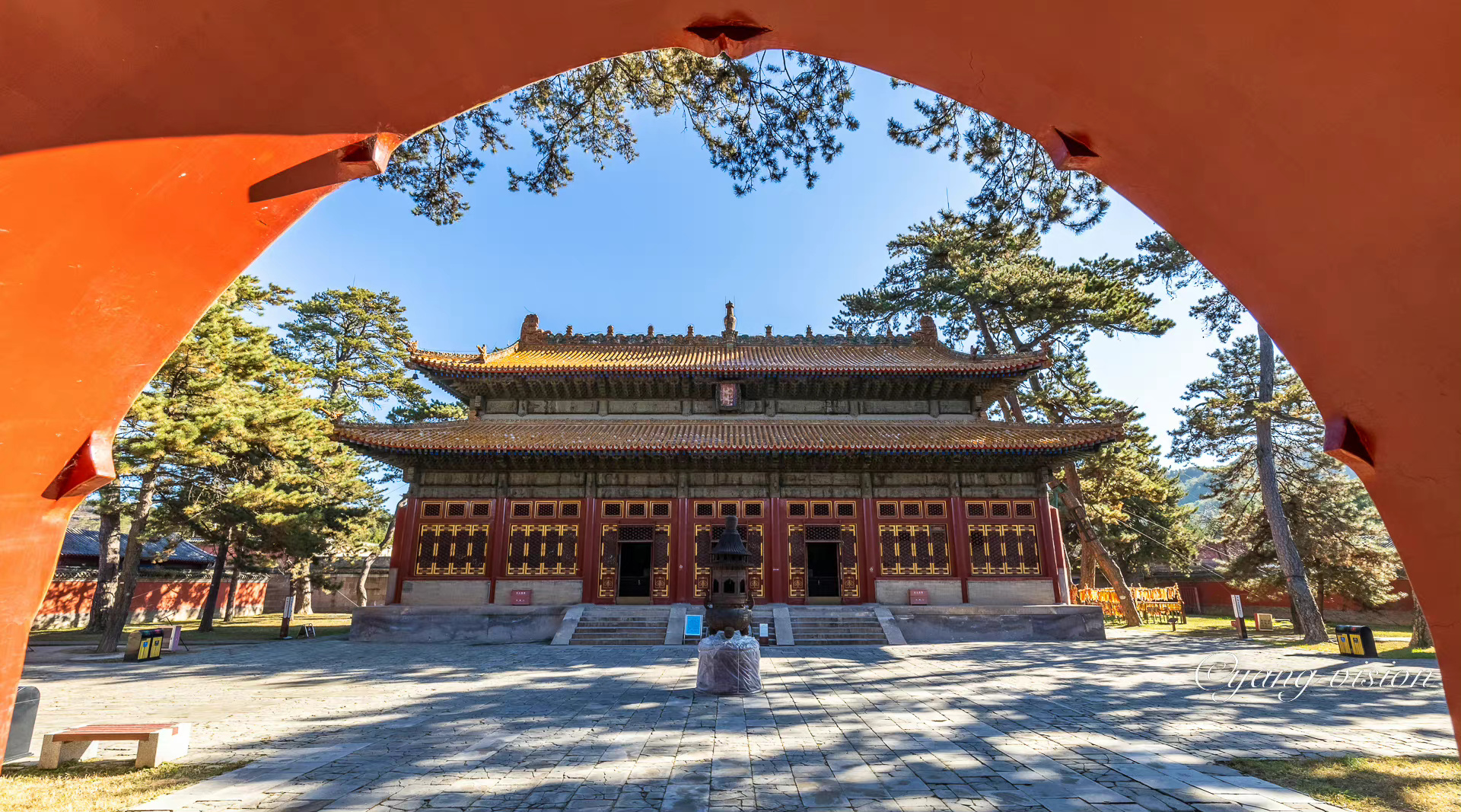 晨光中的普乐寺__财经头条