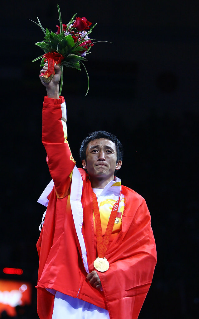 复出了?邹市明为奥运健儿加油助威,复仇木村翔将比肩泰森