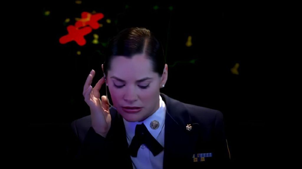 还记得红色警戒身材苗条的伊娃少尉吗如今早已是风烛残年了