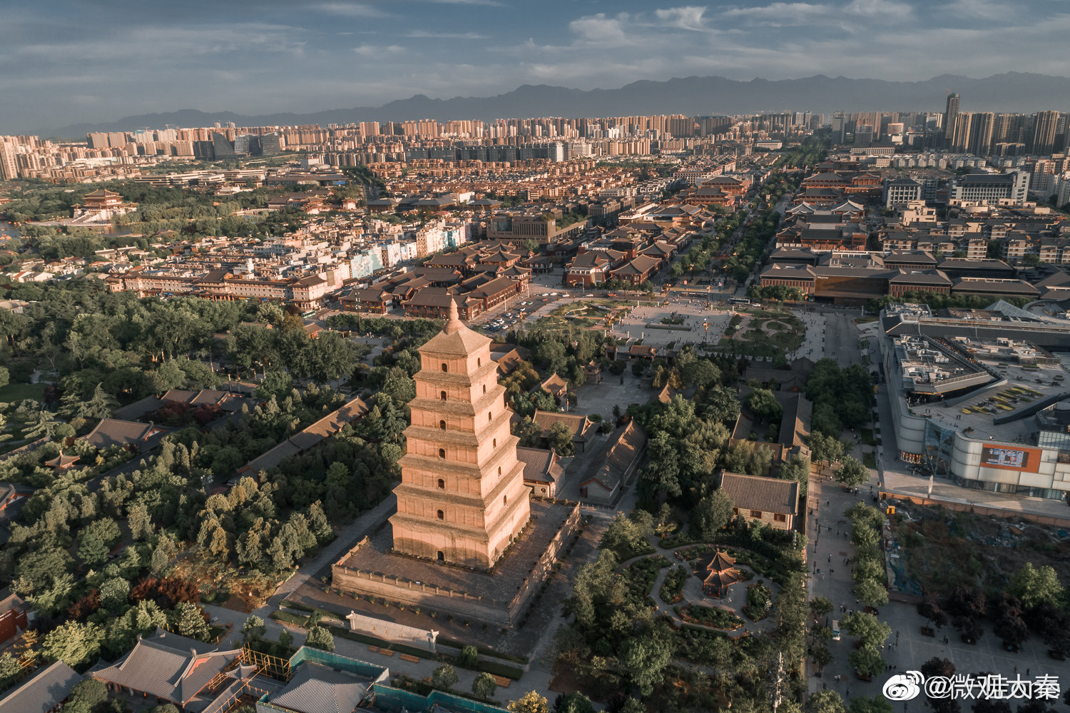 航拍不同时节,不同角度的西安标志性古建筑—大雁塔