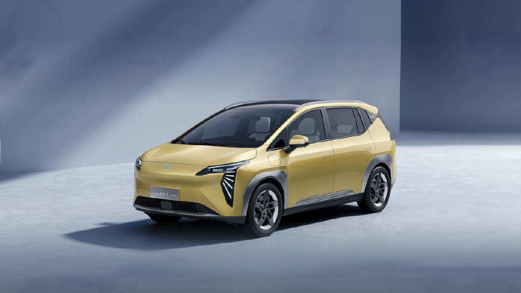 广汽埃安aion y plus"登陆"泰国,新能源全球bat格局成趋势?-新浪汽车