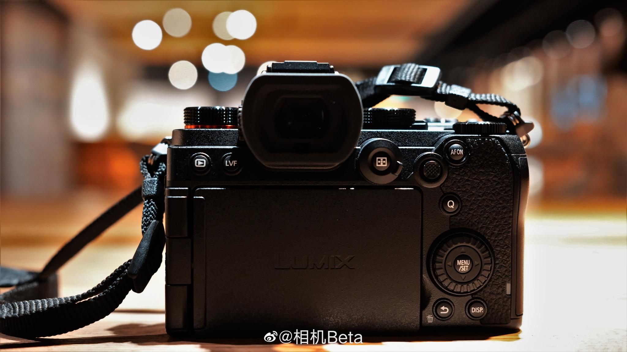 松下lumixs5真机上手图