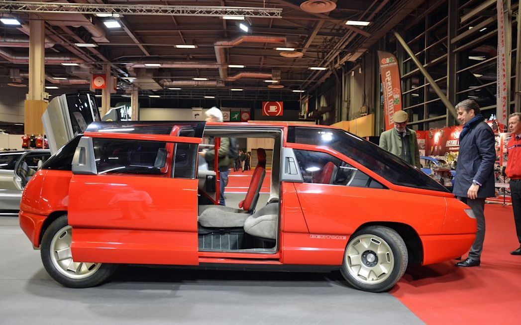 兰博基尼19年发布的genesis的mpv概念车 脑壳开花 式欧翼门 高清图集 新浪网