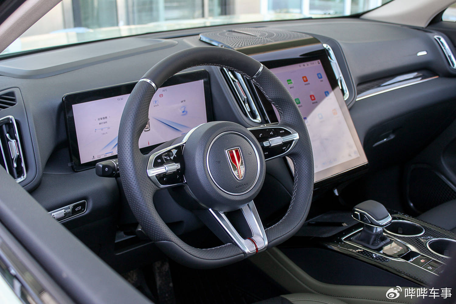 安全性方面,红旗hs3完全满足"最新2021版 c-ncap五星"和"2020版c-iasi