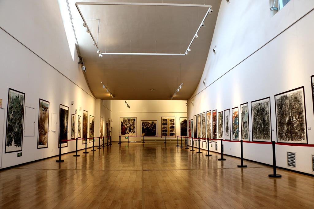 西安国际美术城让艺术走进生活将美装扮日常