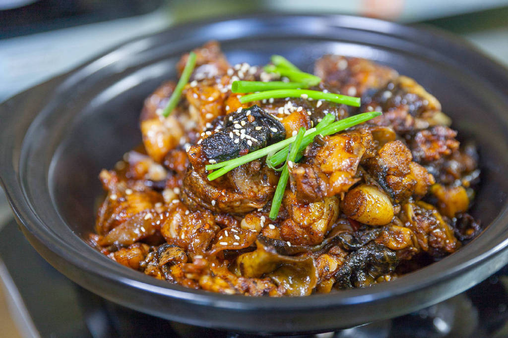 这家甲鱼店凭什么二上央视?__财经头条