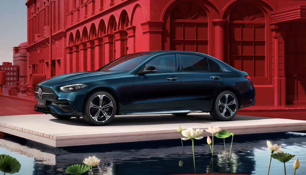 奔驰"跌冒烟"了!"门面"轿车20万多,近4.9米全系9at,油耗6l