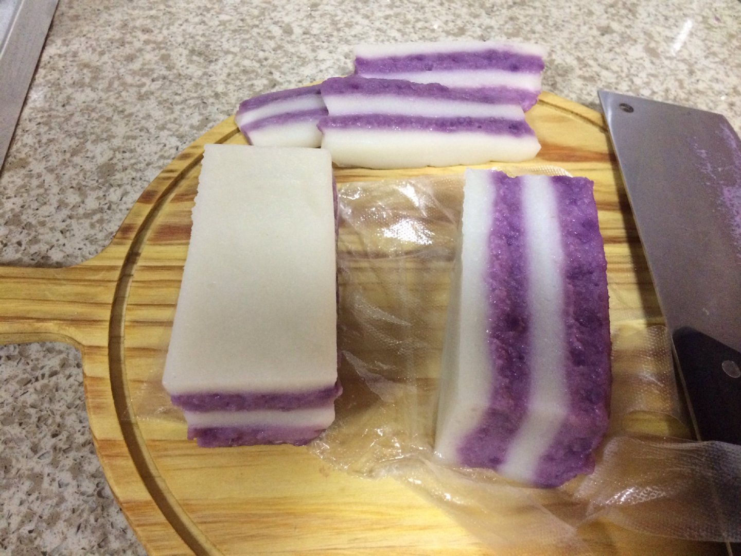 香甜软糯的紫薯糯米糕