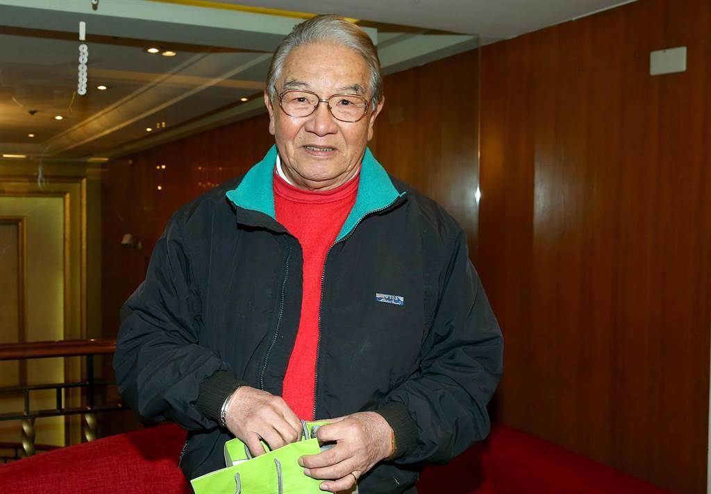 著名演员丁强离世,享年87岁,跌倒后伤到大脑在医院身亡|李璇|享年|演艺圈_新浪新闻