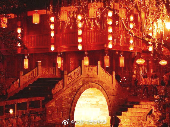 成都锦里夜景·大红灯笼高高挂·每天喜庆像过年!
