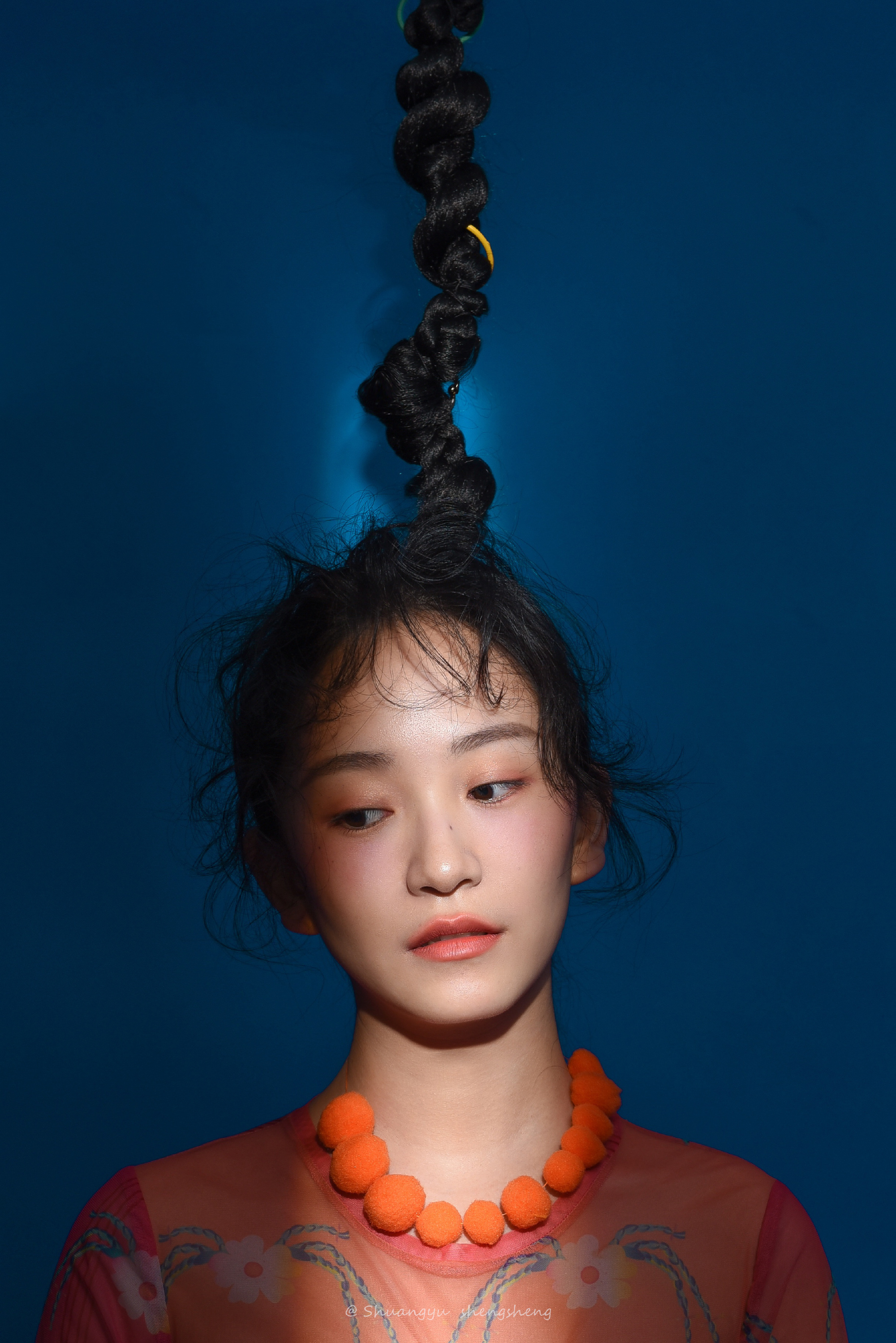 a girls prayer摄影@双鱼笙笙出镜@金子璇a_高清图集_新浪网