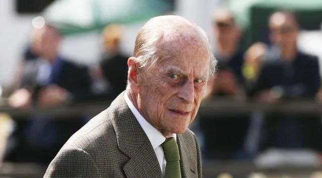 菲利普亲王叛逆近百年最后时光在女王陪伴下度过菲利普亲王最后时光和