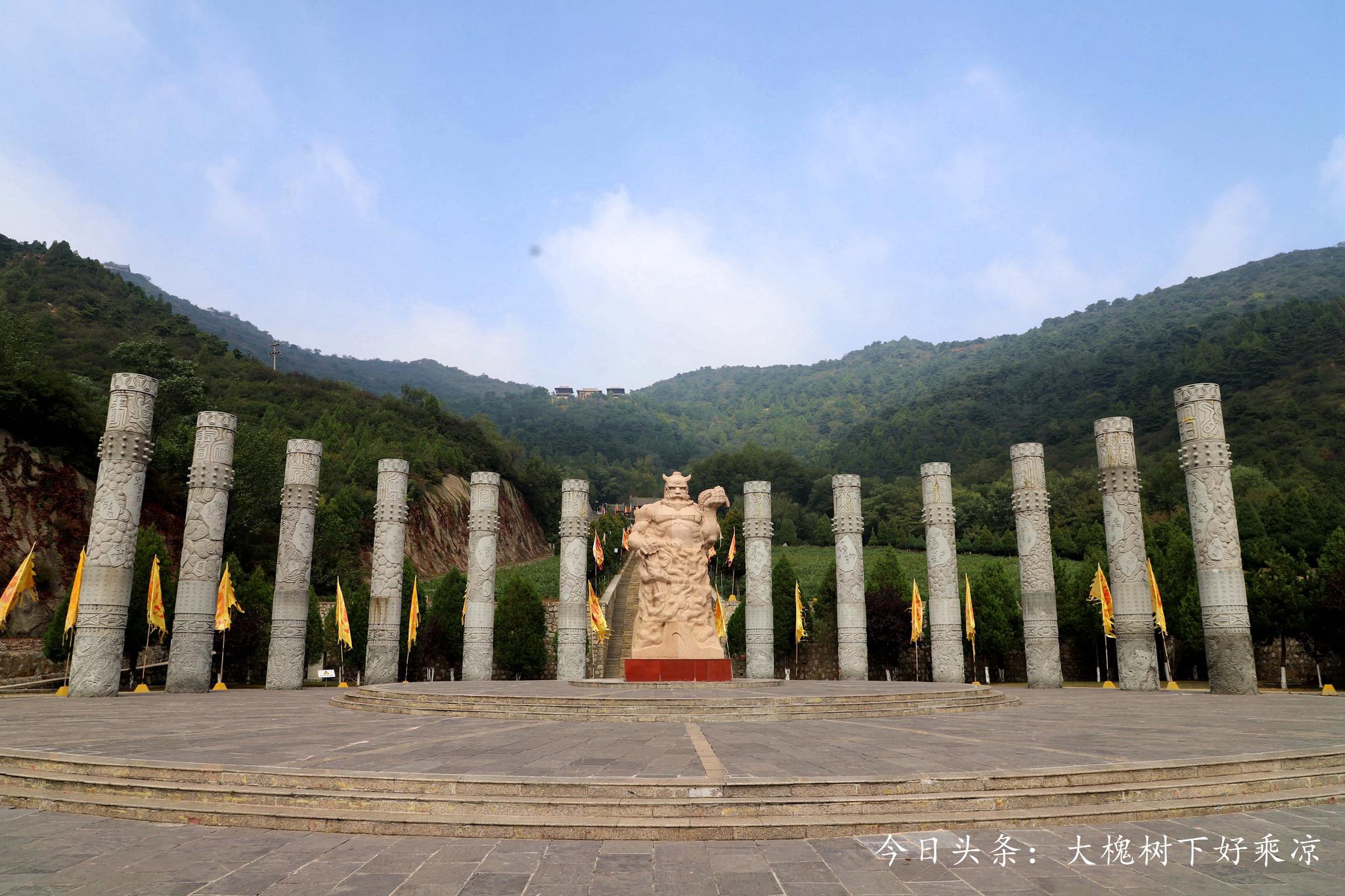 第四站【羊头山石窟】羊头山脚下是神农镇,传说这里是炎帝故里,炎帝