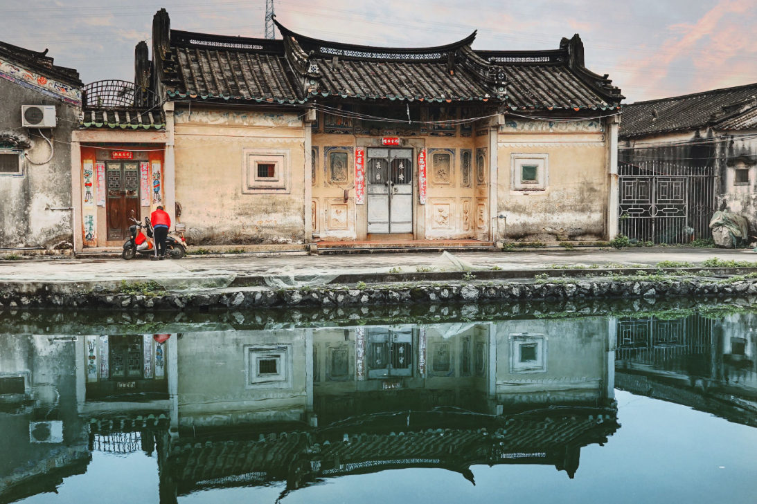 普宁一"奇葩"古村走红,人称岭南"紫禁城"|普宁|古村|建筑_新浪新闻