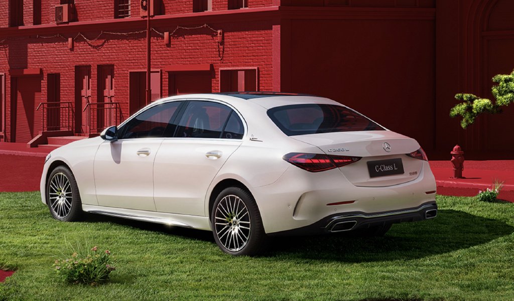 奔驰"跌冒烟"了!"门面"轿车20万多,近4.9米全系9at,油耗6l