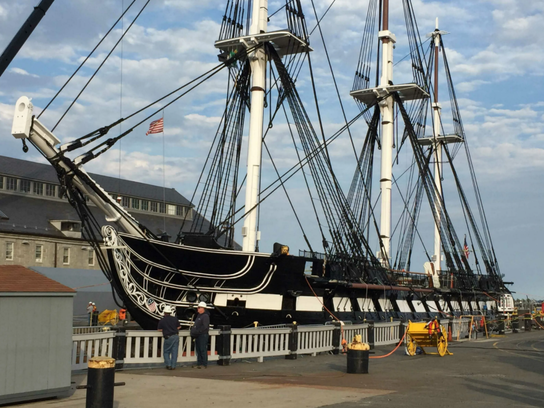 宪法号风帆护卫舰再度启航参与海战已200年是美建国精神体现