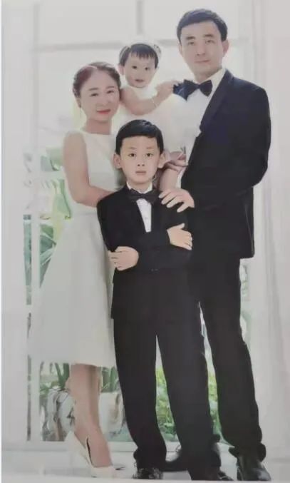 大年初一,晒晒气象人的“全家福”!休闲区蓝鸢梦想 - Www.slyday.coM 大年初一,晒晒气象人的“全家福”!休闲区蓝鸢梦想 - Www.slyday.coM