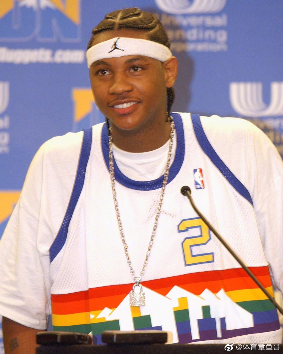 还是社会你瓜哥吗?安东尼笑起来也太呆萌了吧