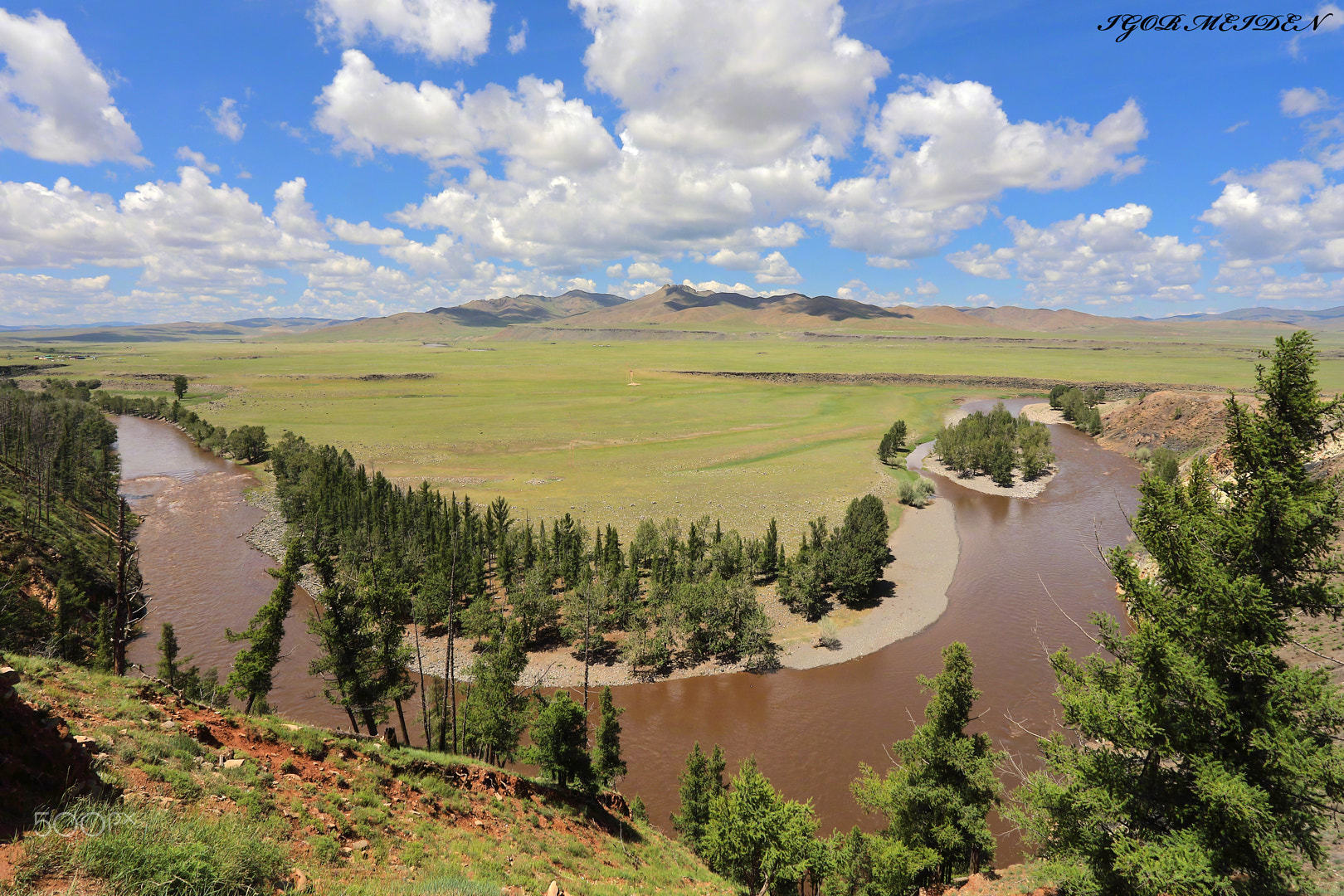 哈拉和林又称和林和宁