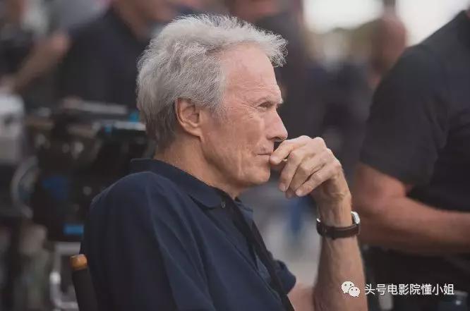 好莱坞传奇，91岁生日快乐！90岁仍在自导自演，新片又演牛仔休闲区蓝鸢梦想 - Www.slyday.coM