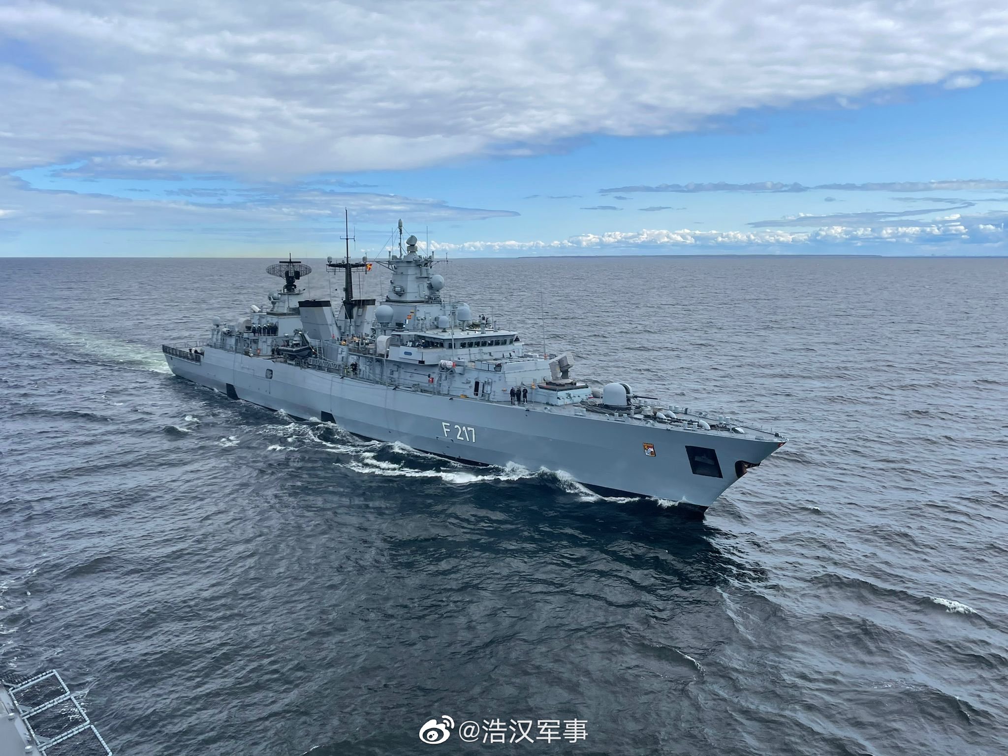 德国海军f217"巴伐利亚"号护卫舰