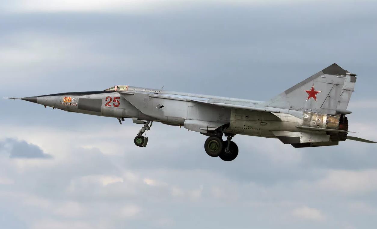 苏联米格25战机以速度优势震慑西方被视作国之重器