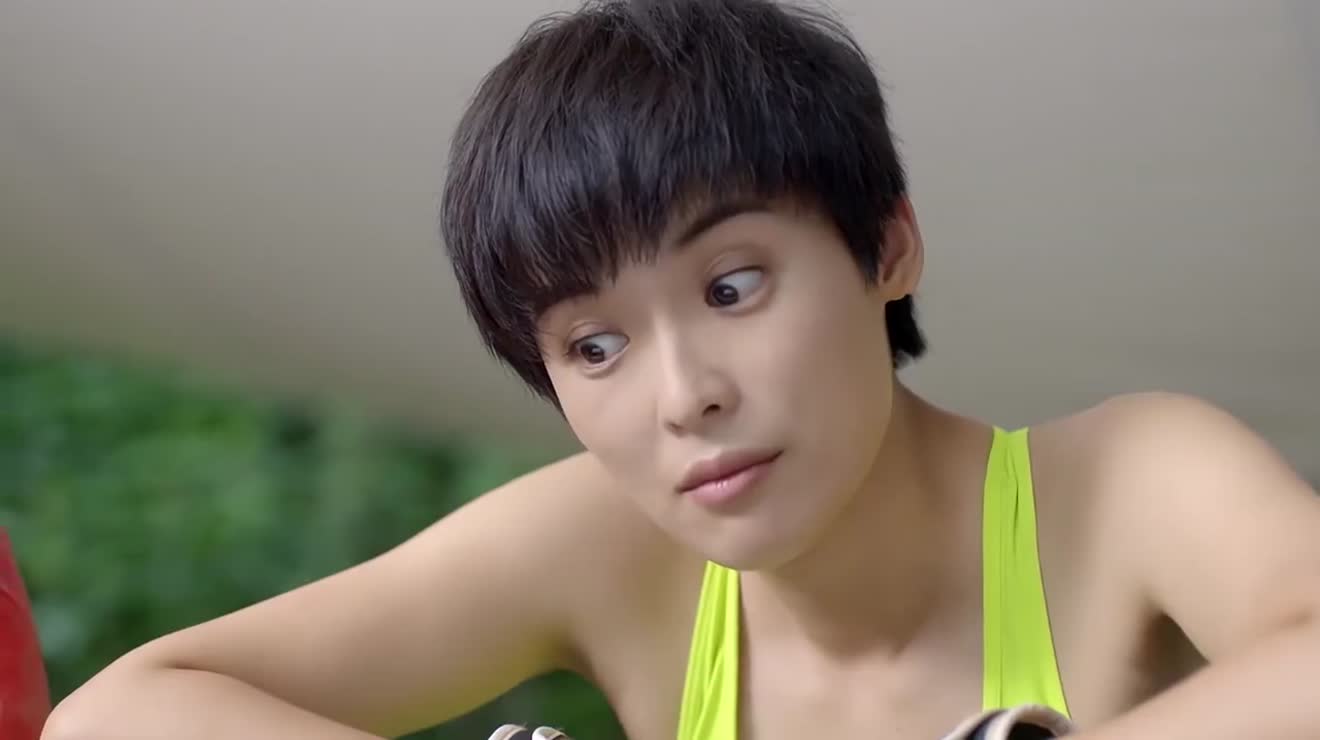 刀锋下的替身美女向教练挑战竟一点也不放水果然有两下子